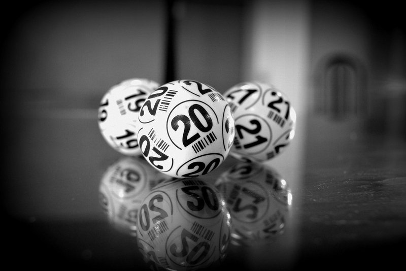 Meraih Kemenangan Maksimal: Situs Judi Bola Online Mix Parlay Terpercaya dengan Odds Tinggi, Pasaran Lengkap, dan Keamanan Terjamin